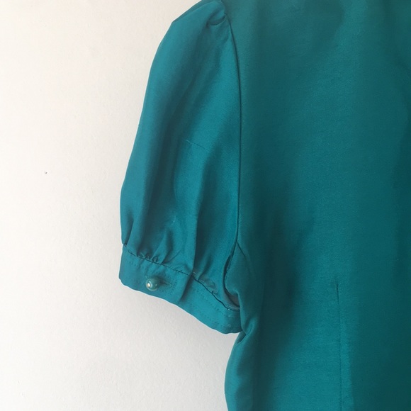 BANANA REPUBLIC | 100% Silk Blouse - Picture 9 of 10